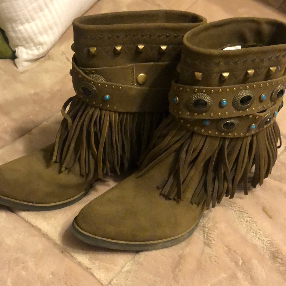 Sbicca Boots size 8.5